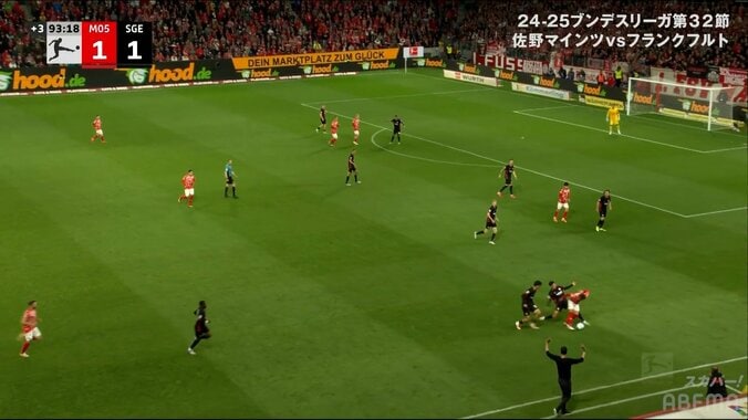 「中田英寿みたい」佐野海舟の“ボール回収→ゴリゴリ２人抜き”にファン驚愕！「推進力やばいな」「ターンうま」 3枚目