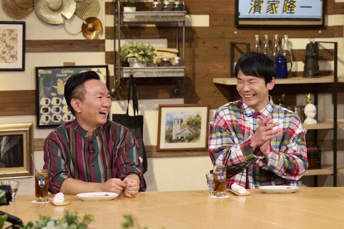 【写真・画像】明石家さんま「プライベートでも泣かない」その裏に隠された盟友への想い、河本準一が告白「鳥肌がぶわって立って…」　2枚目