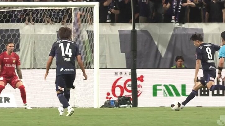 サンフレッチェ広島MF川村拓夢