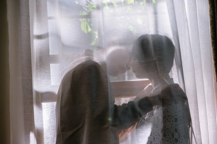 女子大生アシスタントの仕事は“キスシーン”を考えること!憧れの漫画家とのドラマチックなキス『ドラ恋~KIUSS or kiss~』act.3