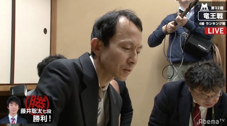 人では避けられないのか…藤井聡太七段がひねり出した大逆転への巧妙な罠　将棋史に残る一手が誕生
