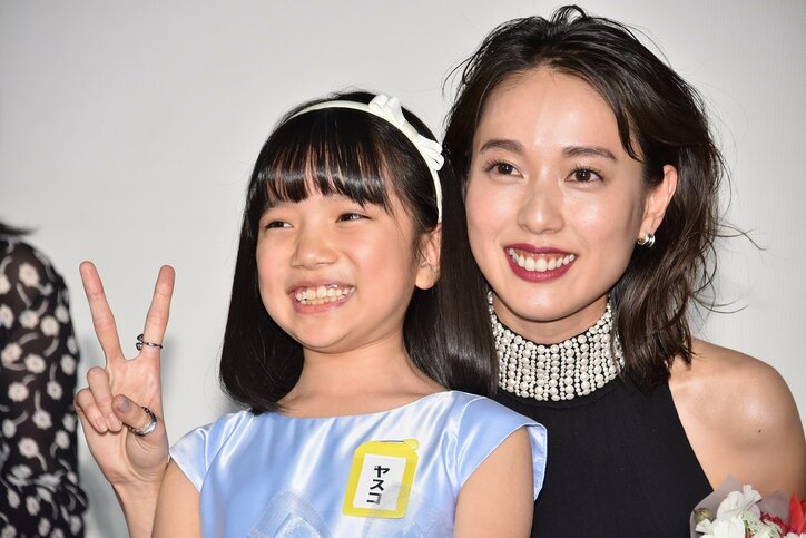 戸田恵梨香、年下女優に囲まれて自虐「年齢的には全然リーダー」