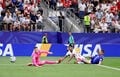【W杯】イングランドの10番が「何もないところから生み出した」 驚速の縦突破→“そのまま決める”…ベリンガムにファン衝撃