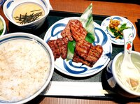 渡辺美奈代『牛タンランチ』