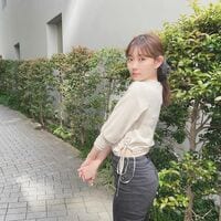 「さすがスタイル抜群」「神々しい」渡辺美優紀のウエストをチラリと覗かせたコーデにファン絶賛