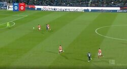 「速すぎるだろ！」「時速何キロ出てる？」ジャガー・浅野拓磨が圧倒的スピードで大爆走した瞬間　エグい加速力で前線へ激走→GKがドン引きするレベルの速さで到達