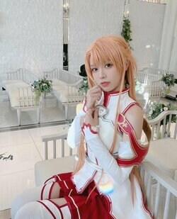 Liyuu、「SAO」アスナに扮した美麗ショットに「再現度高すぎ！」「一瞬誰かと思った」と大反響