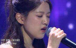 唯一無二の歌声！歌い出しから衝撃を受ける低音ボイス、力強い高音も自由に操り審査員が呆然…18歳練習生の歌声に観客が涙