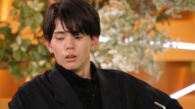 【映像】美人すぎるポーカー女王、“あまりにも大胆すぎる”まさかのアクション