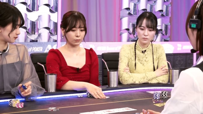 【映像】緊迫場面で…ポーカー美女同士の“クールな表情”
