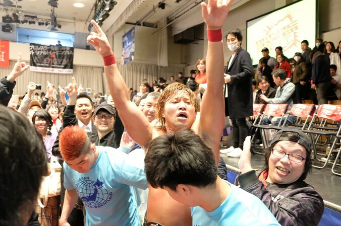 全日本プロレス、“ファンが支持”した“平成生まれ”同士の三冠戦　宮原健斗が野村直矢を下し歓喜のV3 2枚目