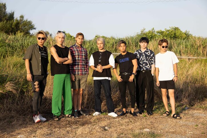 水着男女がビーチで…ニューヨーク屋敷「一番みたかった！」男女14人のキケンな恋愛番組に歓喜『シャッフルアイランド』第1話