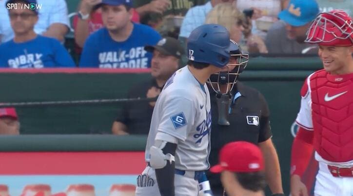 【写真・画像】大谷翔平が“ポンッ” なつかしき元相棒との再会…中継カメラが捉えた微笑ましい光景