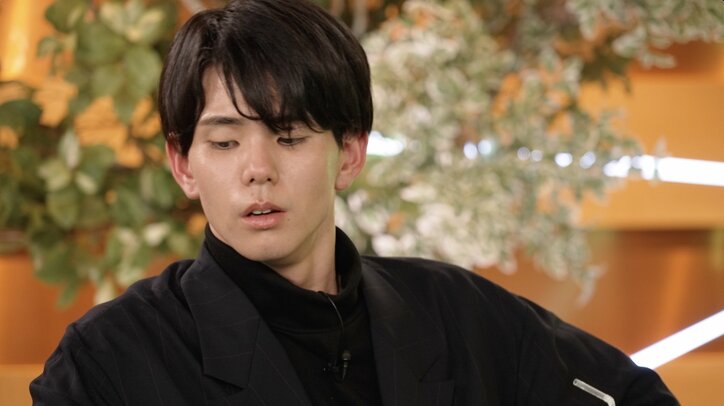 【映像】美人すぎるポーカー女王、“あまりにも大胆すぎる”まさかのアクション