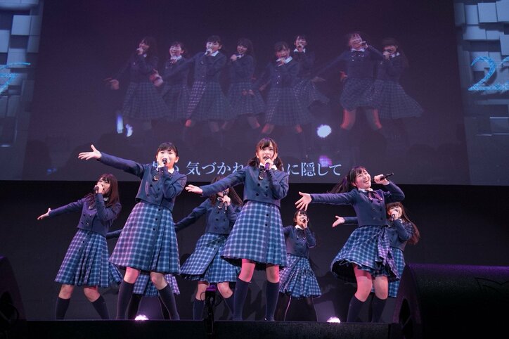 秋元康プロデュース22/7、ライブで号泣の嵐「勇気を出してオーディション受けてよかった…」