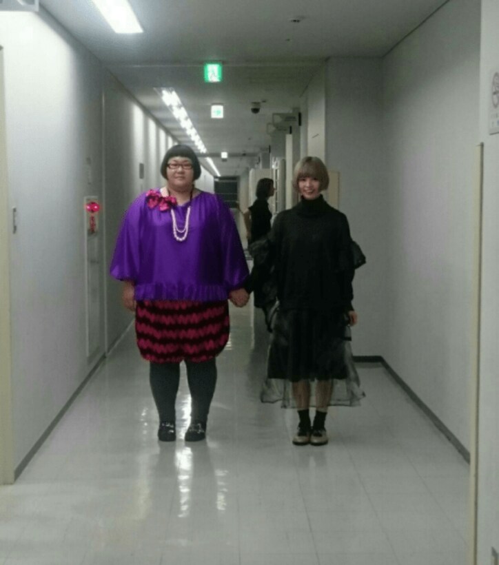 安藤なつ、最上もがとの仲良し手つなぎショットを公開「嬉しい2ショット」と反響