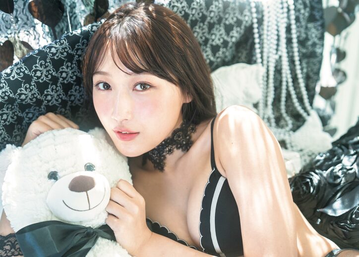 巻末グラビア：川口瑠々奈（M3LOGIN）