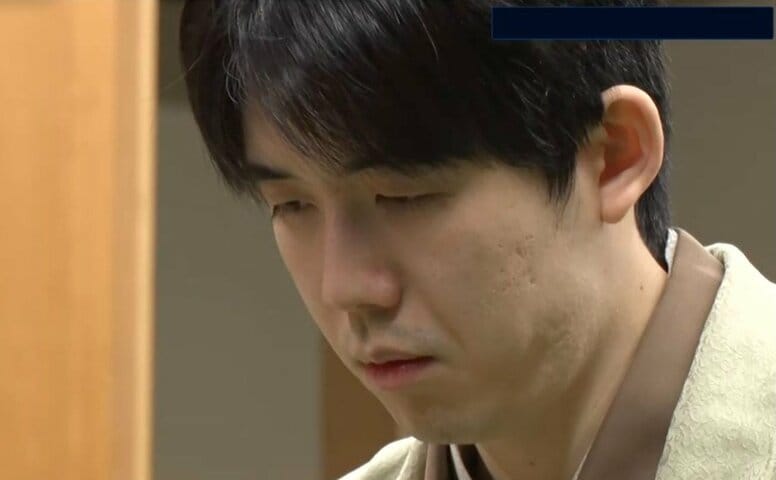 藤井聡太竜王がシリーズ先勝！挑戦者・服部慎一郎七段に勝利し防衛6連覇に向け好発進／将棋・竜王戦第1局