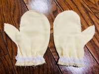 佐藤友美『手袋作ってみた(￣∇￣)』