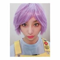 高橋メアリージュンのアニメヒロインのような“紫ヘア”に「似合ってます」「カッコいい」とファン称賛