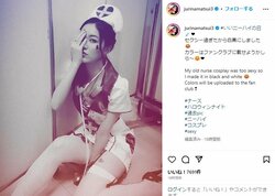 「#いいニーハイの日」松井珠理奈、ナースコスプレ姿を披露 「カラー版見たい」「白黒でもヤバいっす」とファン悶絶