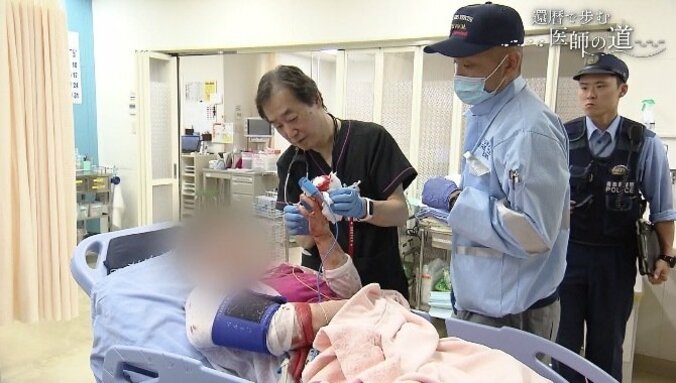 「最後まで力を尽くしたい」55歳で医学部進学、地域医療に人生を捧げる元官僚 10枚目