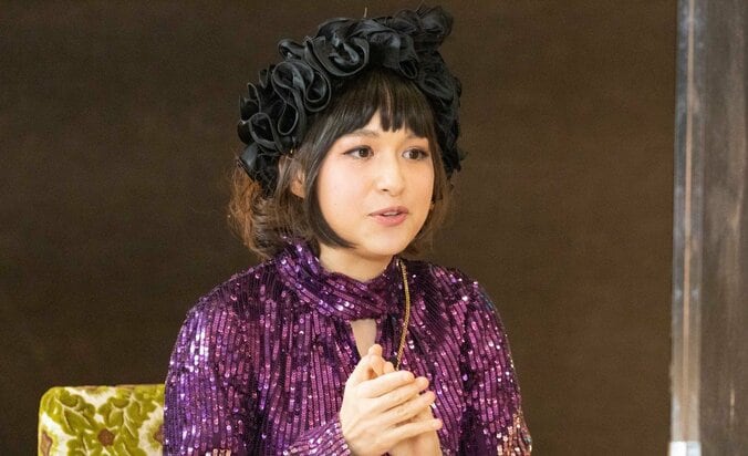 交際経験ゼロの26歳・異次元セレブ美女、過去の恋愛は“7戦0勝”と明かす「すぐ告ってすぐフラれ…」 1枚目