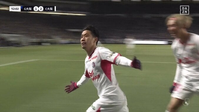 【映像】香川真司、冷静すぎるダービー初ゴール