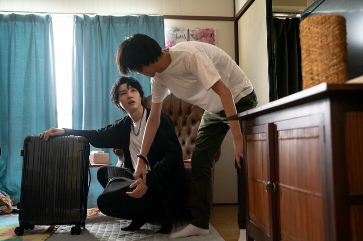 半グレの兄に刺されて救急搬送も、学校に通えるように…ヤングケアラー武藤(水沢林太郎)の姿に涙『覆面D』最終話