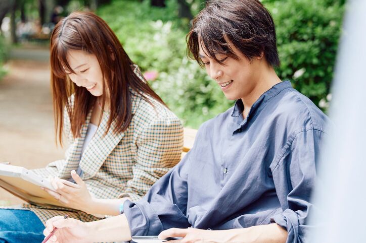 島崎遥香の独創的な絵に千鳥ノブ驚愕「これなに？！」夫・佐野岳の絵をぱるる大絶賛「天才なんだけど」『私たち結婚しました3』第2話