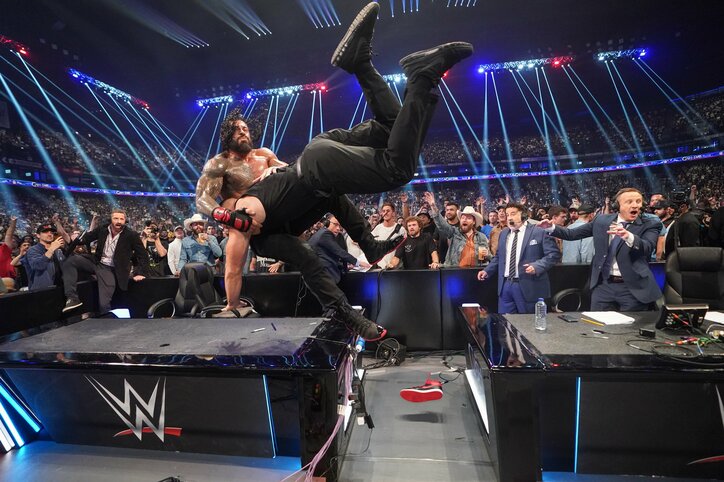 【映像】「ヤバすぎる」テーブルからテーブルへ“高速タックル”