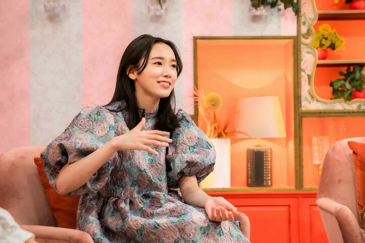 飯豊まりえ、約5年務めた『オオカミ』シリーズMCに「感情が動く事が多かった」「私にとって大きな経験に」横澤夏子・滝沢カレンと最後に『花束オオカミちゃん』を振り返る