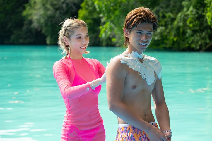 水着ギャルたちと泥パックをぬりぬり 最高の光景に「エロ!」「これめっちゃええやん!?」とニューヨーク屋敷羨望の眼差し『シャッフルアイランド Season3』#3