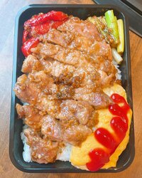 みきママ『豚味噌弁当です！！』