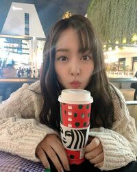 山田菜々の“彼女風ショット”に「半端ない！」「可愛すぎる」とファン悶絶