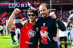 ジラルディーノが率いるジェノア、1年でセリエA復帰！　グロッソのフロジノーネに続く