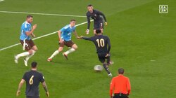 「スーパースター！」「王様！」終了間際に劇的過ぎる同点ゴールを突き刺したイングランド代表“新10番”に絶賛の嵐！ホーム連敗を阻止した殊勲の一撃に「本当に華がある」