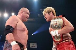 “伝説の30分睨み合い”を彷彿 拳王、最強チャレンジャー指名で防衛ロードに“赤信号”点滅