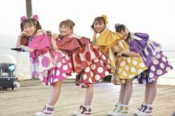 ももいろクローバーZが梅雨明けの野外で夏全開のパフォーマンスを披露 「#ももクロと最高の夏」Twitter日本トレンド1位を獲得！