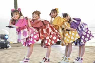 写真・画像】ももいろクローバーZが梅雨明けの野外で夏全開の