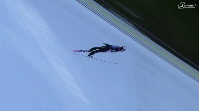 214Mのジャンプを見せた小林