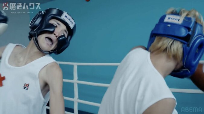 【写真・画像】25歳“チキン”無職男性が殴り合いで覚醒「ざけんじゃねえよ！」　2枚目