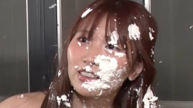 【写真・画像】“学生時代は胸に注目され続けた”NGなしグラドル「ガツンと喰らいました」 人生初パイ砲ドッキリに反響「最高です！」　1枚目