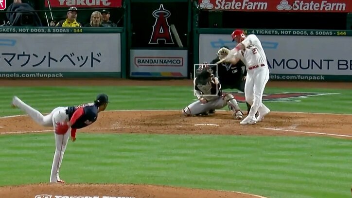 「どうだ、ショーヘイ！」トラウトが大谷翔平と並ぶ11号弾！ 逆方向に“ぐんぐん伸びる”痛烈な一撃に「やっぱり兄貴だわ」とファン感嘆