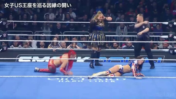 【映像】100kg超女子レスラーがやりすぎ“誤爆”の瞬間