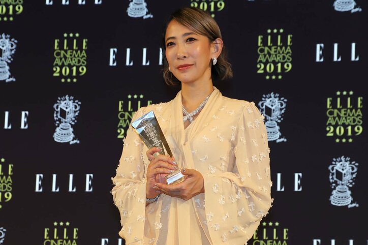 写真 蜷川実花監督 色々本当に大変だったので 映画賞受賞スピーチで苦笑い ドラマ Abema Times