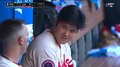 大谷翔平とネト、ベンチで仲良く談話＆大谷の豊かな表情にファン悶絶「ネトくんとラブラブ」「仲良しでいいね」