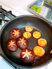 渡辺美奈代『お弁当作り』