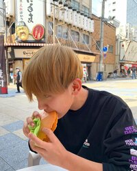 みきママ『明日ははる兄とはやパパが餃子の販売をします~!!』