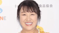 北斗晶(57)長男が粋なはからいで夫・佐々木健介の誕生日を祝福 初孫・寿々ちゃんの可愛らしい行動も 